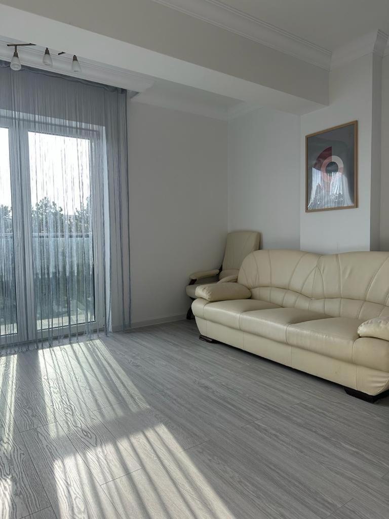 Cozy Studios In Σουκεάβα Εξωτερικό φωτογραφία